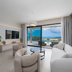 Agrilia Luxury Trapezaki וילה טרפזאקי