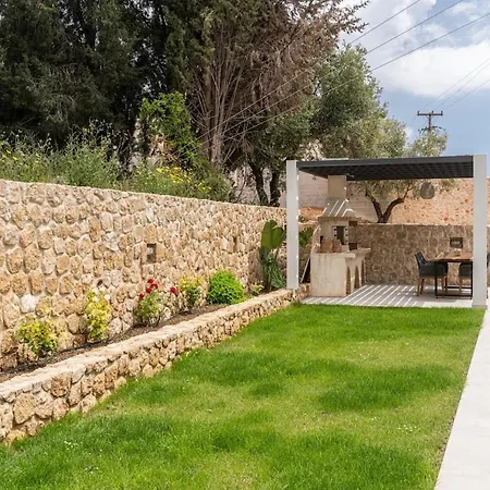 וילה Agrilia Luxury Trapezaki *