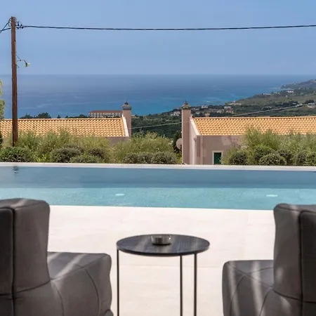 Agrilia Luxury Trapezaki וילה