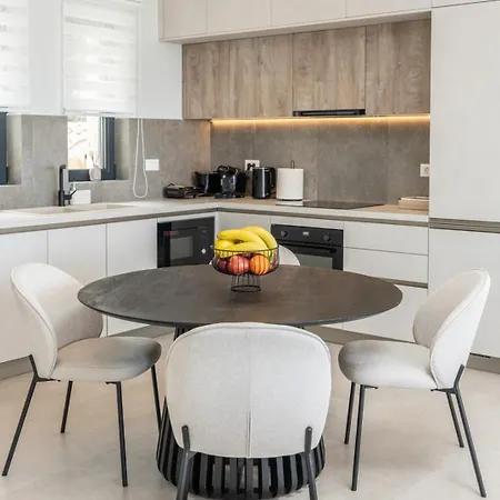 Agrilia Luxury Trapezaki * טרפזאקי